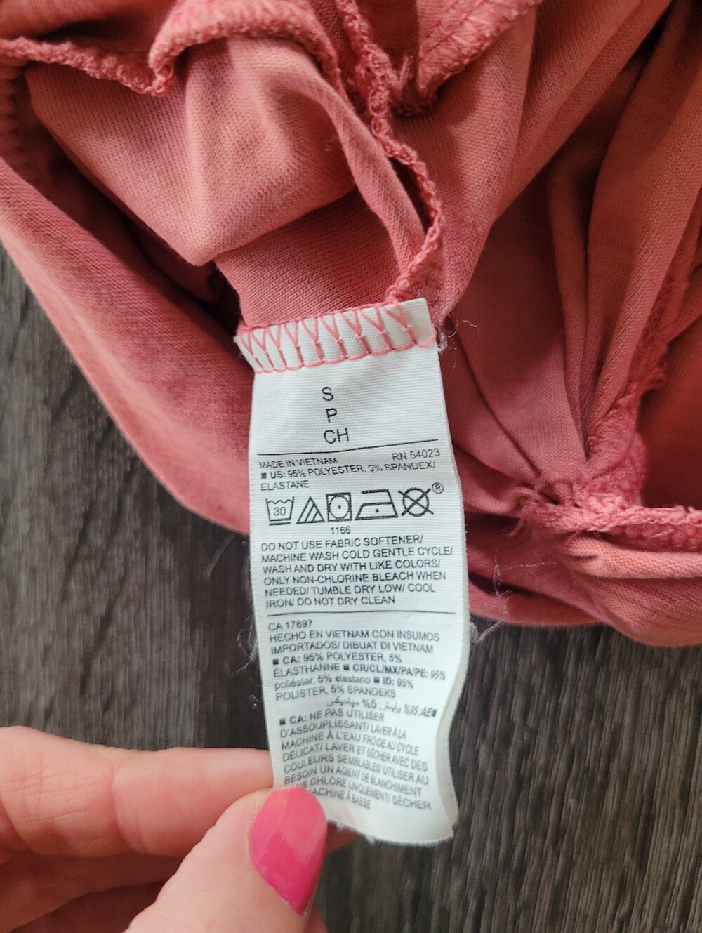Old Navy Coral Pink Twist-Hem Sleeveless Tank Top - Picture 4 of 4